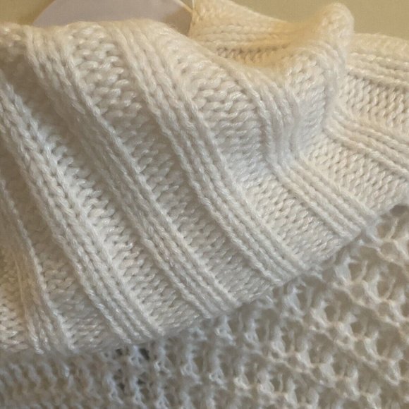 Express White Knit Turtleneck Jumper Chunky Sweater Long Sleeve Large NWT - Picture 8 of 11